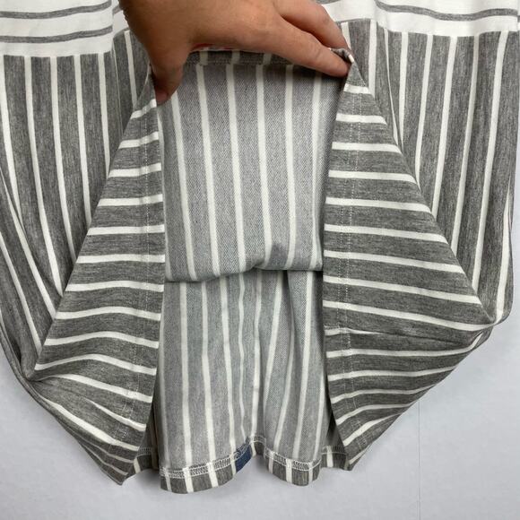 Doe & Rae | White & Gray Stripe Jersey Knit Soft Knee Length Shift Dress - Picture 5 of 8
